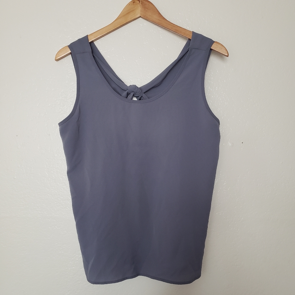 Tie back tank
